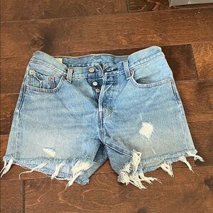Levi’s 501 cut off shorts size 27